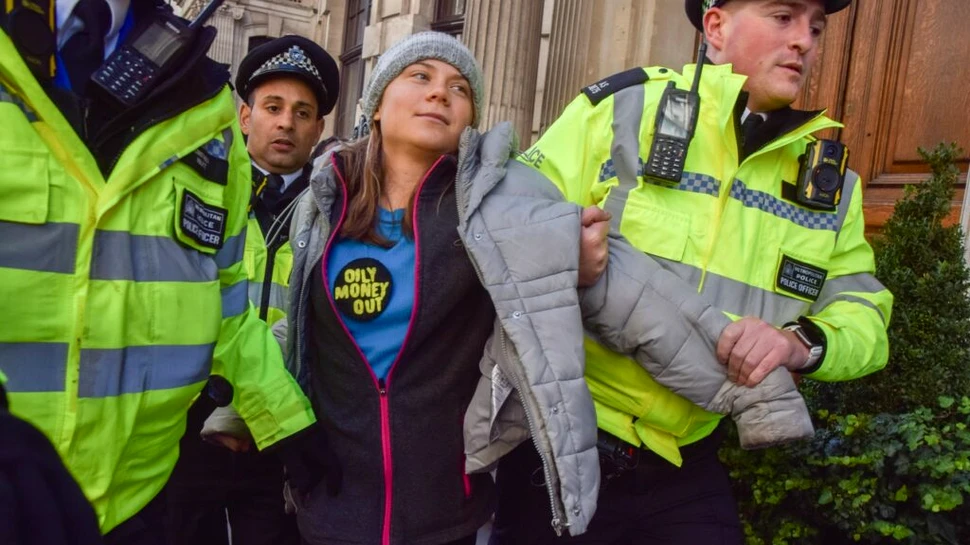 Greta Thunberg, reținută de poliție la un protest împotriva companiilor de petrol și gaze
