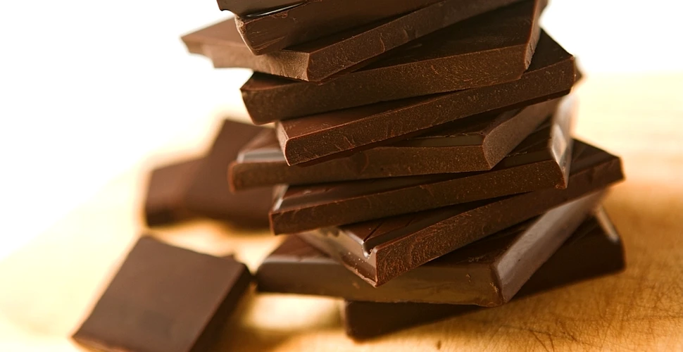 Descoperire surprinzătoare: persoanele care consumă frecvent ciocolată sunt mai slabe!