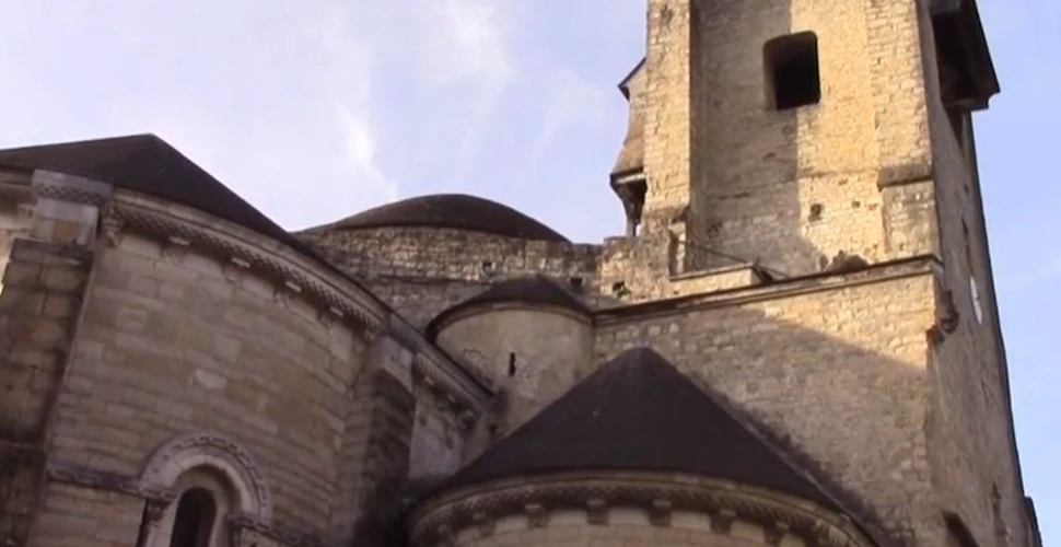 Apelul UNESCO după un furt care a avut loc într-o catedrală din sud-vestul Franţei