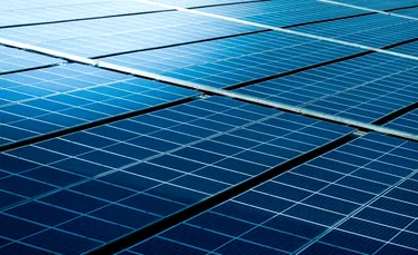 Pentru prima dată, energia solară a depășit cărbunele în UE