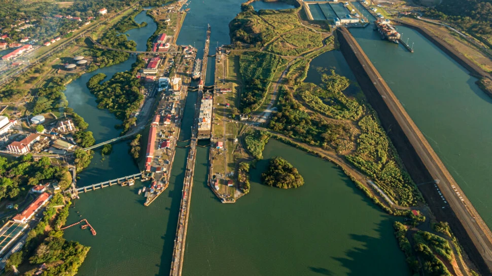 În urmă cu 111 ani era inaugurat visul regelui Carlos al V-lea, una dintre cele şapte minuni ale lumii construcţiilor inginereşti