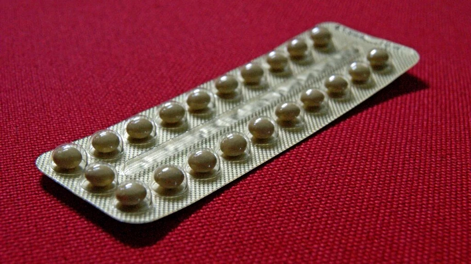 Terapia hormonală și contraceptivele orale cresc riscul de AVC în primul an de tratament