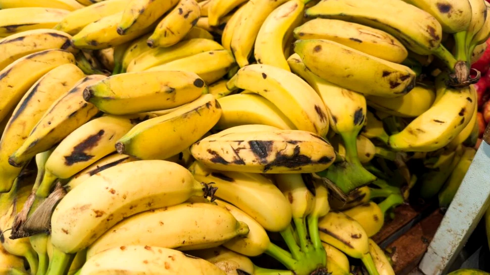 Test de cultură generală. De ce se înnegresc bananele?