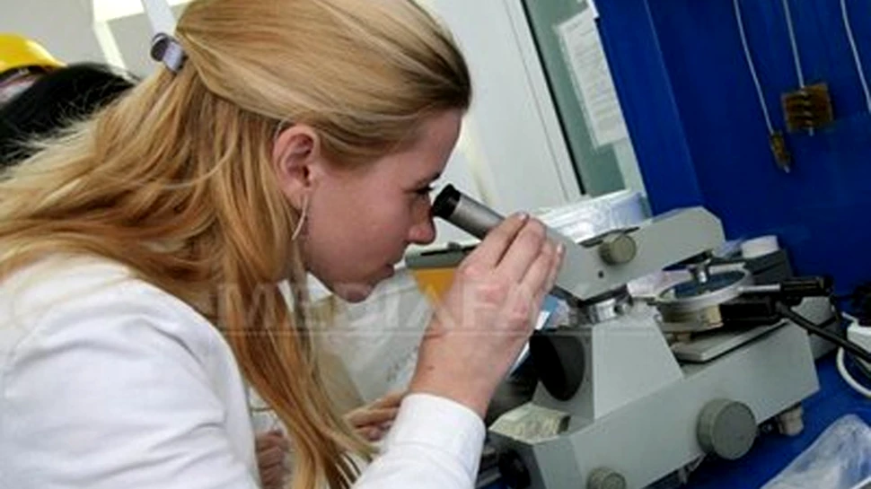Cercetatorii romani au descoperit un element biologic comun pentru 11 tipuri de cancer