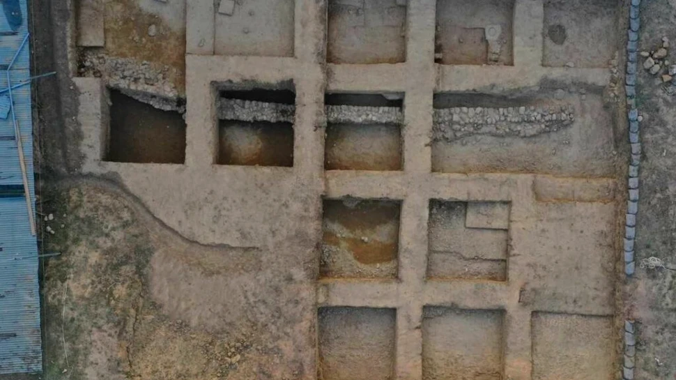Figurine vechi de 2.800 de ani, descoperite la un templu grecesc. Ar putea fi ofrande pentru Poseidon