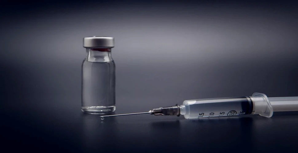 Primul pacient injectat cu un vaccin împotriva cancerului, într-un studiu de fază II