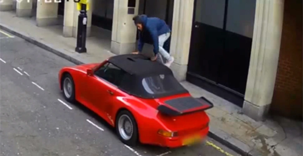 Viaţa bate filmul: Un hoţ din Marea Britanie a încercat să fure două automobile Porsche în doar 20 de minute – VIDEO