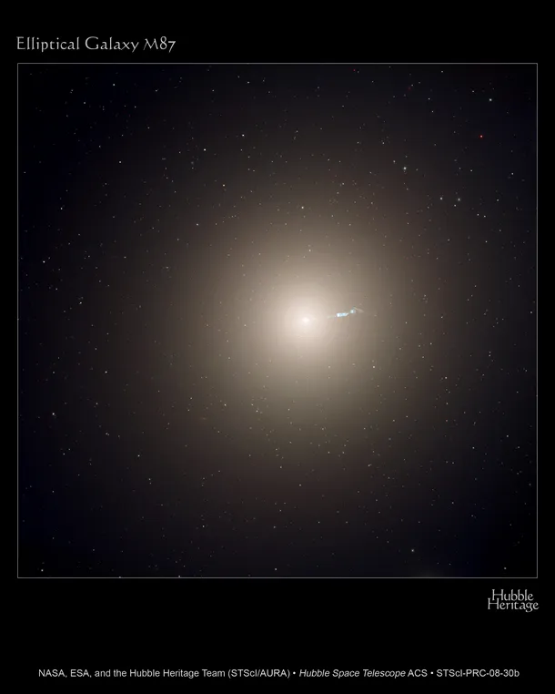 Galaxia M87 găzduieşte trilioane de stele