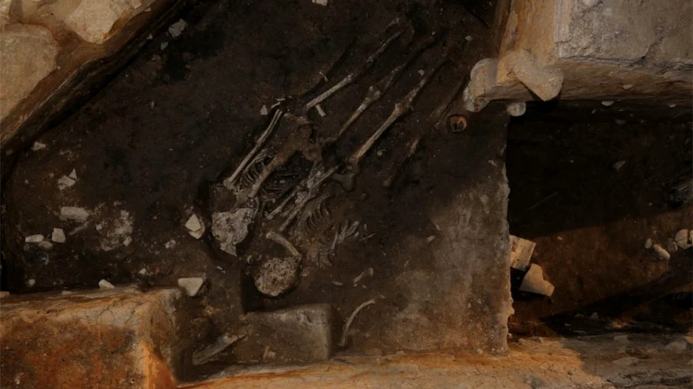 Rămășițele unor oameni folosiți pentru sacrificiu au fost găsite în fundațiile palatului Silla din Coreea de Sud