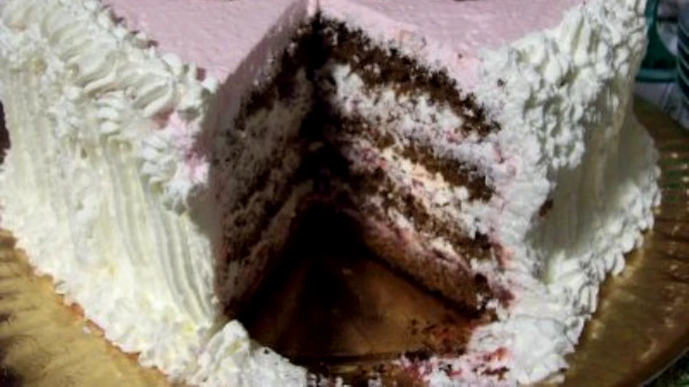 “Dusmanii” frumusetii