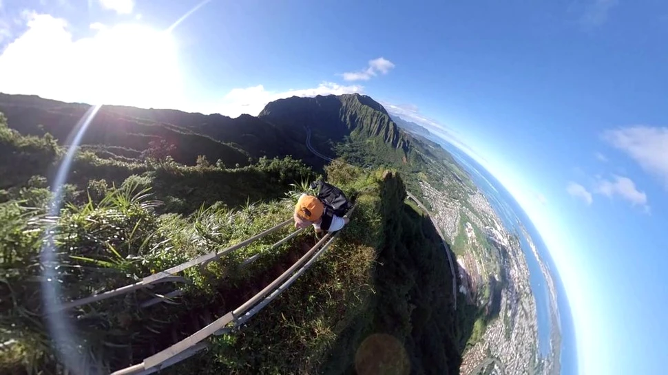 Faimoasele Scări Haiku din Hawaii ar putea fi desființate la cererea localnicilor