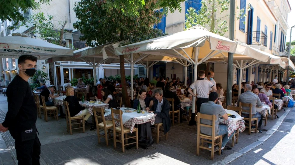 O nouă etapă de relaxare a restricţiilor în Grecia. Ce se redeschide