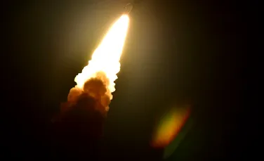 Reușită pentru Artemis I! NASA a lansat cea mai puternică rachetă construită vreodată