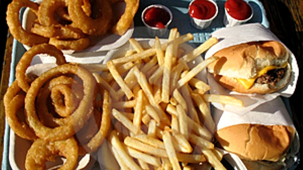 S-a confirmat: “dependenta” de junk-food exista