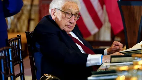Henry Kissinger, „arhitectul politicii externe a SUA” și laureat Nobel, a murit