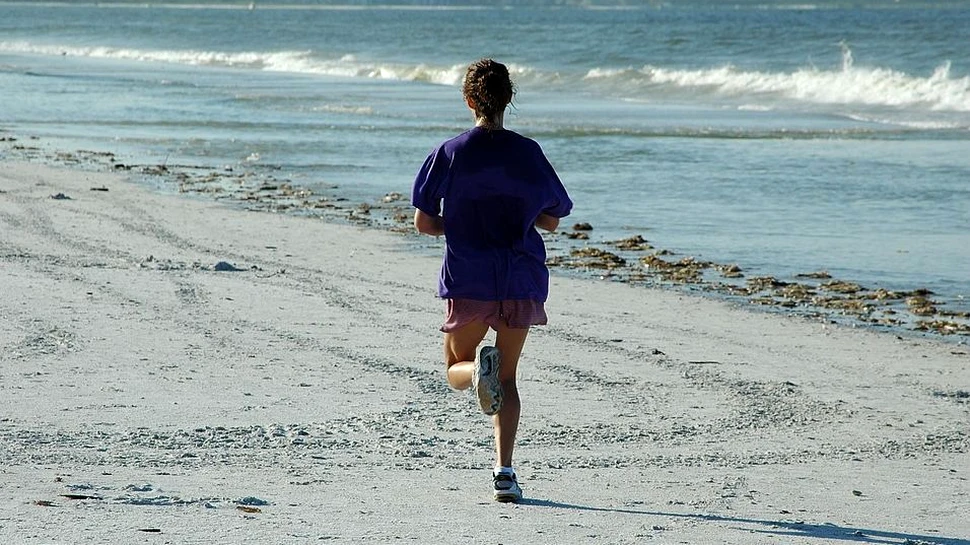 Numărul accidentărilor la sporturile pe plajă a crescut în România. Ce sfaturi dă dr. Ion Bogdan Codorean