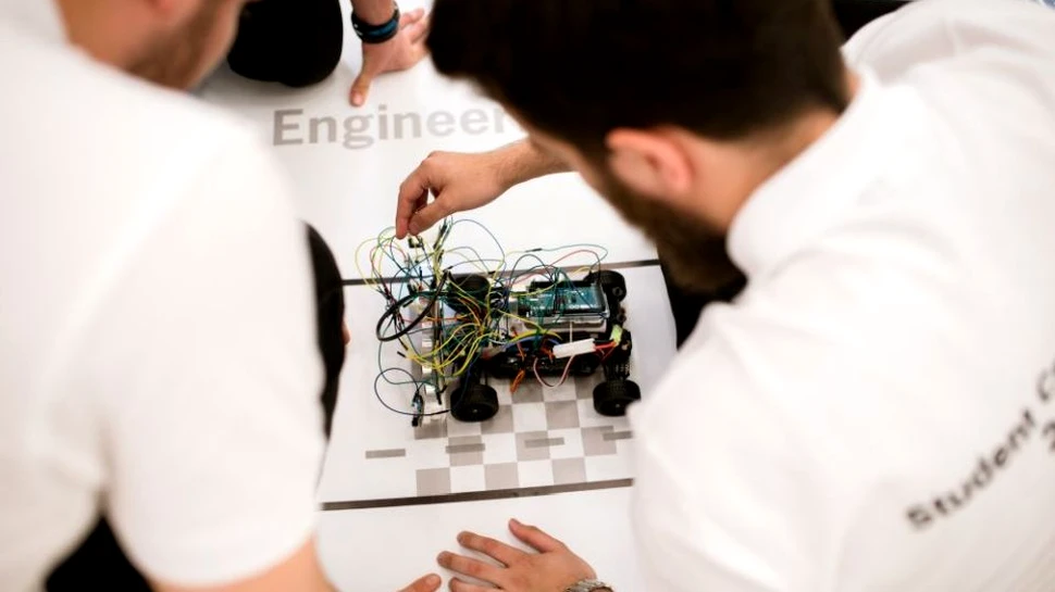 Competiţia pentru studenţi ”Autonomous Driving” şi-a desemnat câştigătorii