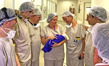 Premieră medicală: o femeie cu un uter transplantat de la o donatoare decedată a născut