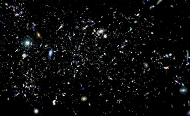 Ce aţi vedea dacă aţi putea străbate întregul Univers cunoscut, la bordul unei nave spaţiale (VIDEO)