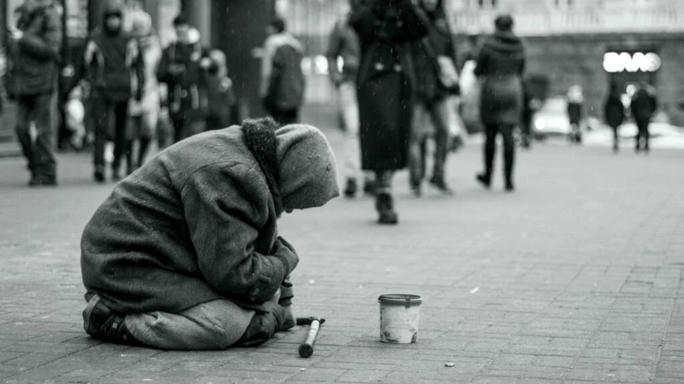 Ce s-a întâmplat după ce oamenii fără adăpost au primit câte 750 de dolari pe lună?