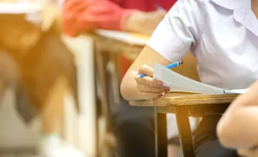 Iată cum expunerea la căldură afectează performanța cognitivă a elevilor