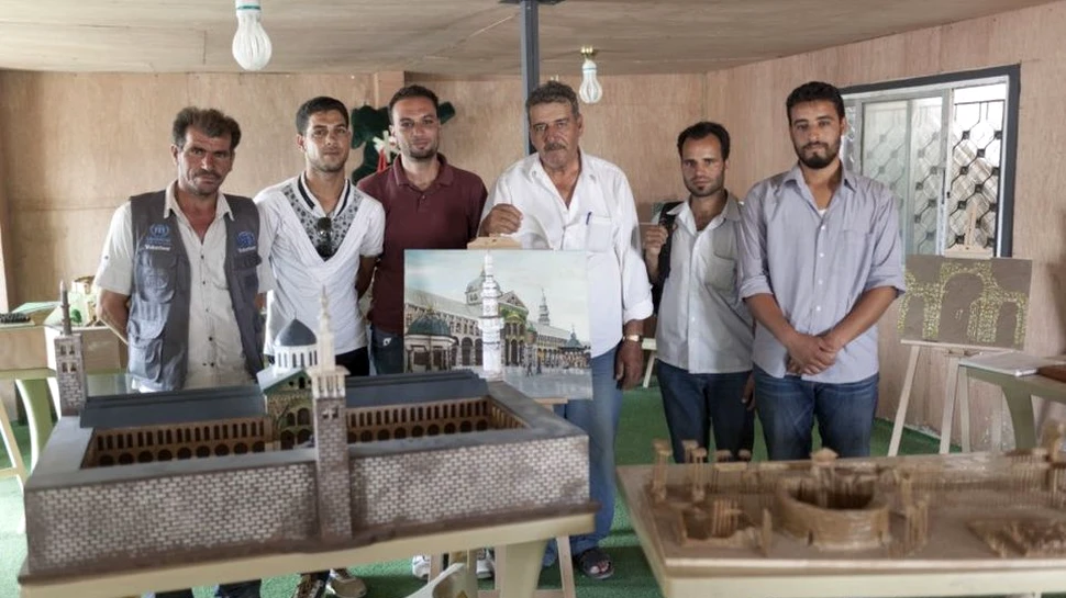 Modul inedit prin care refugiaţii sirieni încearcă să REFACĂ monumentele de o valoare istorică uriaşă distruse de ISIS – FOTO