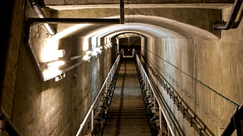 Tunelurile ascunse din Bucureşti: Cum arată labirintul subteran construit în perioada interbelică şi consolidat apoi de Ceauşescu