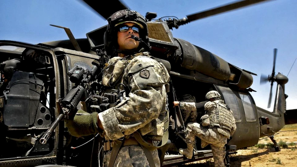 ”Mătasea Dragonului” va proteja soldaţii americani aflaţi pe câmpurile de luptă. Din ce urmează să fie fabricat noul material – VIDEO