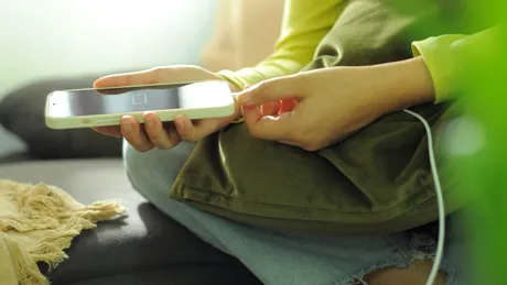 Iată de ce este recomandat să-ți încarci telefonul înainte să se descarce complet