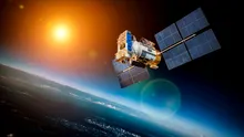 Un satelit cât o valiză ar putea detecta primul semnal cosmic dinaintea apariției stelelor