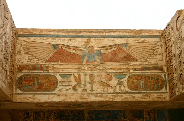 Simbol deasupra unui mormânt egiptean