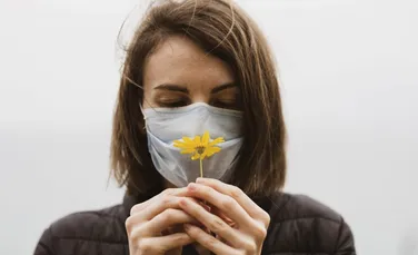 Cercetătorii au aflat de ce COVID-19 duce la  pierderea mirosului