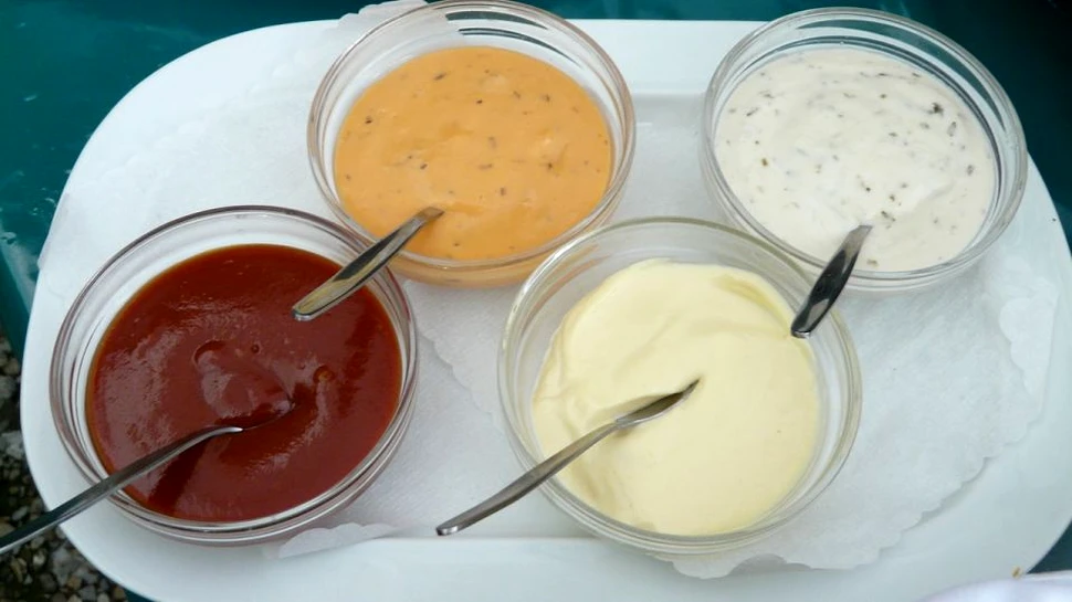 Un cercetător foloseşte maioneza în studiile sale despre fuziunea nucleară