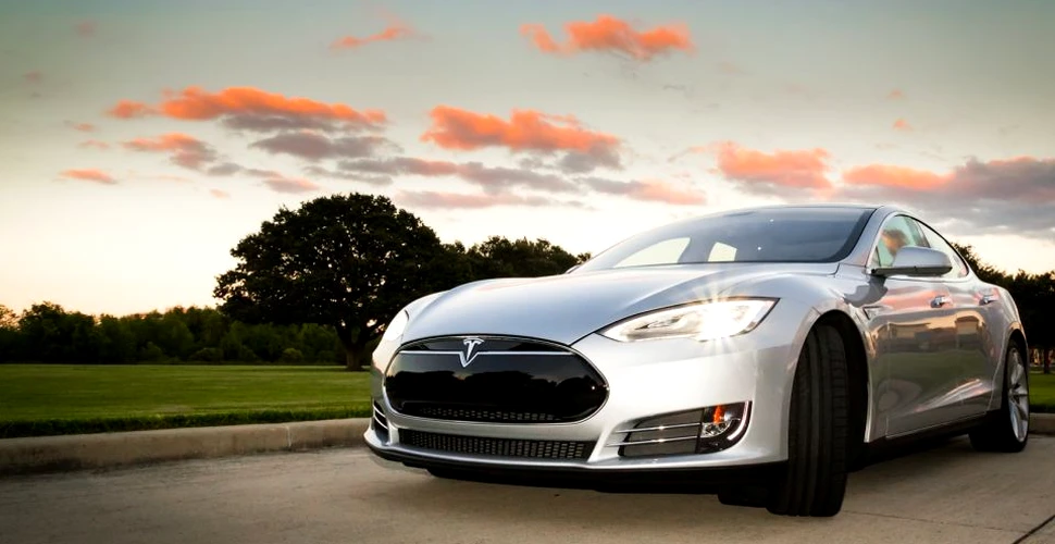 Tesla lansează noua maşină electrică. Cât costă aceasta – VIDEO