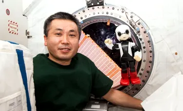 Premieră mondială: Un robot şi un astronaut au stat de vorbă în spaţiu