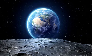 FOTO. O imagine stranie şi unică a Terrei şi a Lunii ne arată cât de singuri suntem în Univers