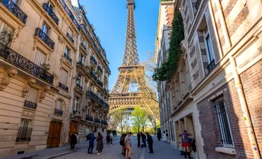 Taxă suplimentară pentru oamenii cu venituri peste 250.000 de euro, propusă în Franța