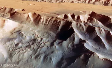 Cel mai adânc canion din Sistemul Solar a fost fotografiat de satelitul Mars Express al ESA