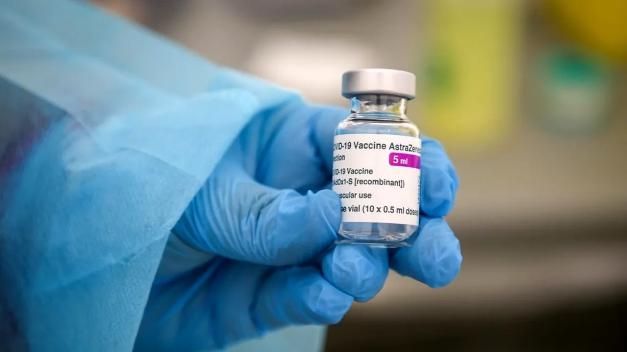 vaccin-astrazeneca-covid-coronavirus-profi_descopera.jpg 