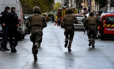 Atac cu maceta lângă fostul sediu al revistei Charlie Hebdo. Patru oameni au fost înjunghiați