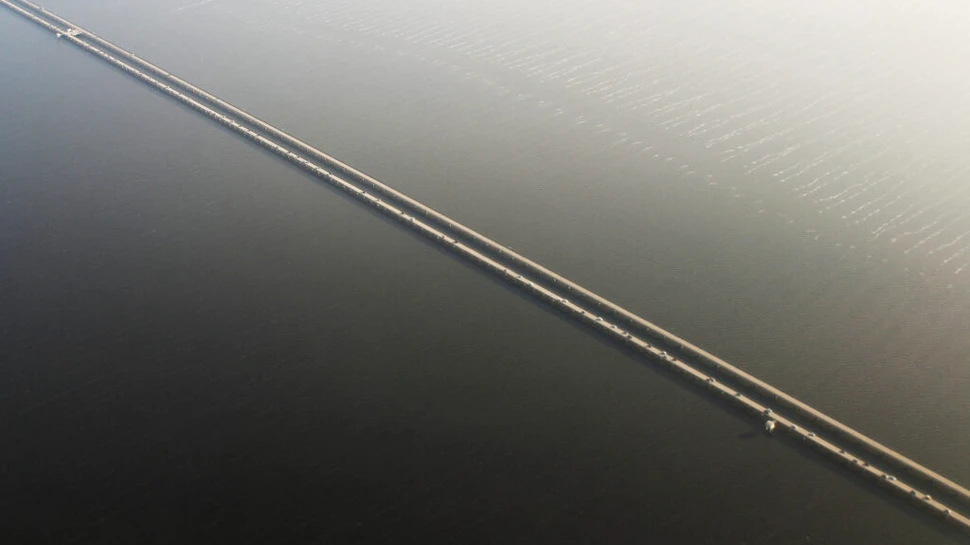 Cel mai lung pod rutier din lume nu este pentru șoferii slabi de înger