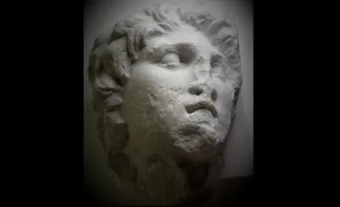 Capul unei statui reprezentându-l pe Alexandru cel Mare a fost redescoperit în inventarul unui muzeu