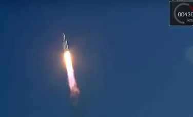 Moment istoric! Falcon Heavy, cea mai puternică rachetă din lume, a fost lansată cu succes