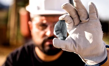 Un mineral cu aceeași formulă ca kryptonita lui Superman se găsește într-un singur loc pe Pământ