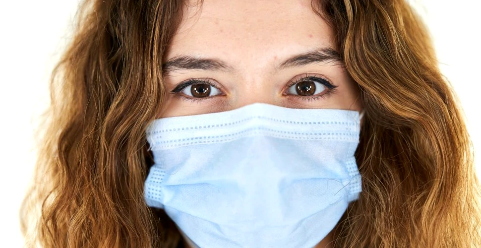 De ce masca refolosită nu protejează împotriva coronavirusului aşa cum ar trebui