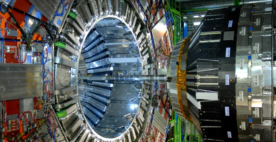 Materia întunecată s-ar putea ascunde în Acceleratorul de Particule de la Geneva