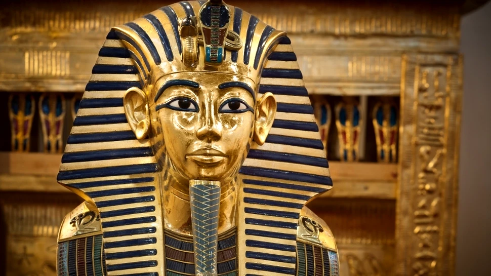 Masca funerară a lui Tutankhamon a fost distrusă iremediabil (FOTO)