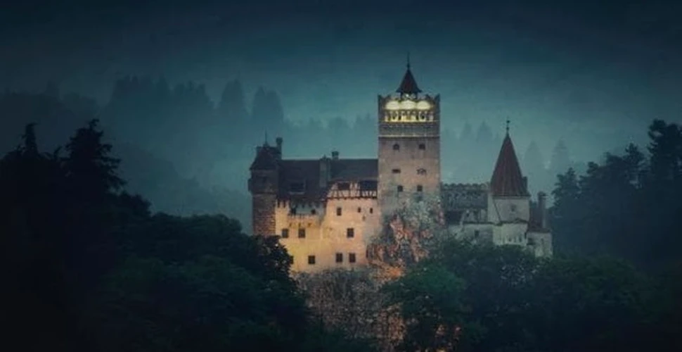 Cel mai faimos site de închiriat locaţii din lume a listat Castelul lui Dracula pentru Halloween. Ce trebuie să faci pentru a petrece o noapte acolo