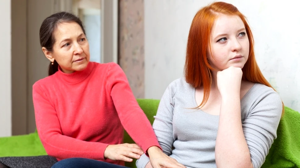 Cum ar trebui să se comporte părinţii cu adolescenţii