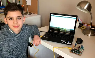 Un elev român de 12 ani a creat un robot cu care a ocupat locul 2 la o competiţie internaţională